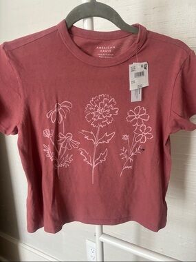 NWT American Eagle Floral Graphic Tee - Dusty Rose